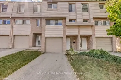 1238 LIMBERLOST Road, London North, ON N6G 3A5