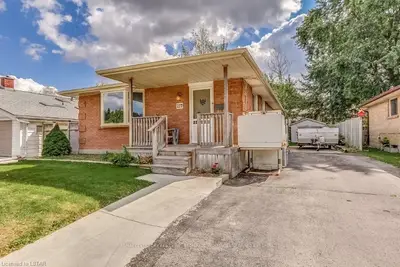 237 ADMIRAL Drive, London East, ON N5V 1H9