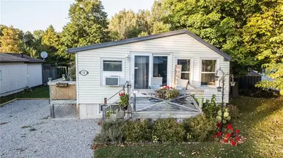 12 TURNBULL'S GROVE Road, Bluewater, ON N0M 1N0
