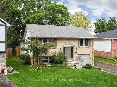60 NATHANIEL Court, London North, ON N5X 2N5