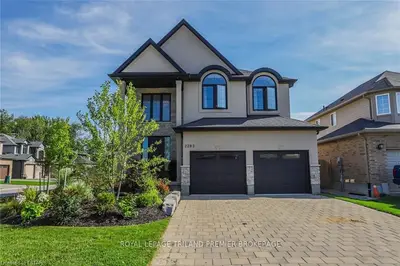 2283 YELLOWBIRCH Way, London North, ON N6G 0N3