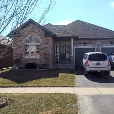 788 Garden Court Crescent, Woodstock, On N4t 0a3