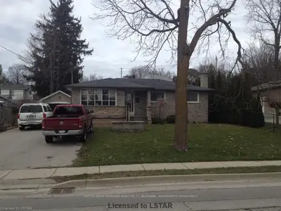 187 Canterbury Road, Ingersoll, On N5s 1c6