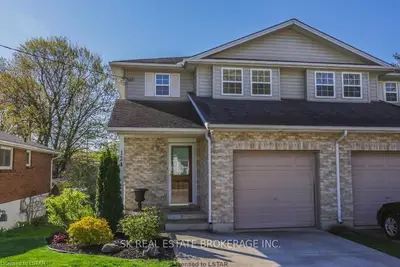 124 King Hiram Street, Ingersoll, On N5c 1l6