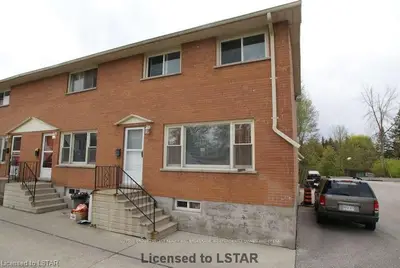 72 Bee Street 6, Woodstock, On N4s 3z3