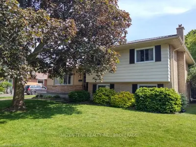 8 Crown Court, Aylmer, On N5h 2x4