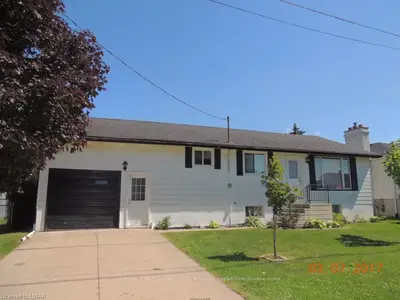 1158 Jane Street, West Elgin, On N0l 2p0