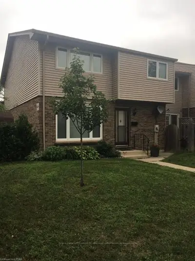 9 1 Lamers Court, Tillsonburg, On N4g 4t6