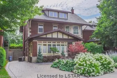240 RIDOUT Street S, London South, ON N6C 3Y4