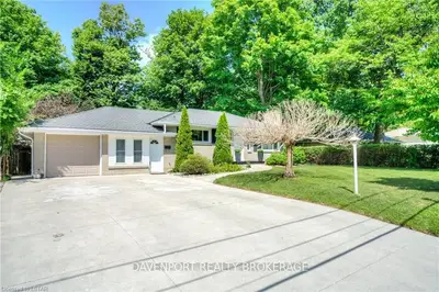 327 RIDGEWOOD Crescent, London South, ON N6J 3G8
