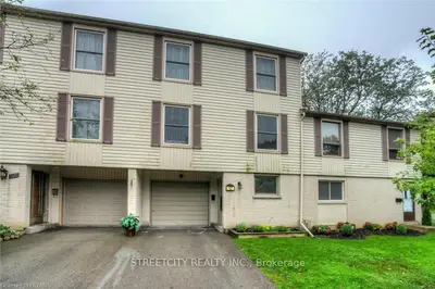 107 MCMASTER Drive 4, London South, ON N6K 1J3