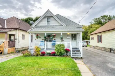 57 OAK Street, London East, ON N5Z 2H7