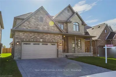 2053 BAKERVILLA Street, London South, ON N6P 0E9