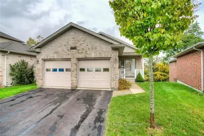 1445 DEVOS Drive, London North, ON N5X 4L1