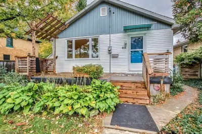 83 EMERY Street W, London South, ON N6J 1R9
