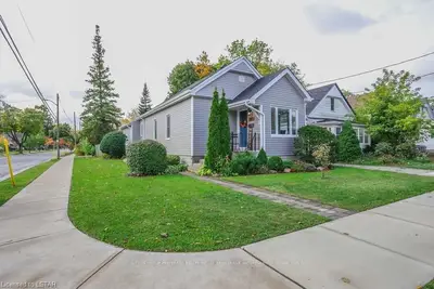 87 EMERY Street E, London South, ON N6C 2C7