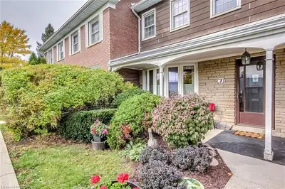 1220 ROYAL YORK Road 70, London North, ON N6H 3Z9