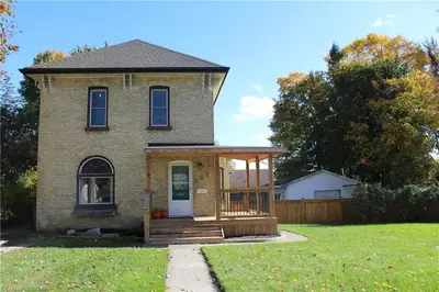 237 RAPLEY Street, Strathroy-Caradoc, ON N7G 3E5