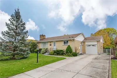 432 MAGNOLIA Crescent, London East, ON N5Y 4S9