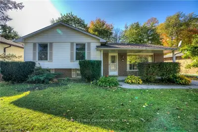 1673 ESTEVAN Road, London North, ON N5X 2G8
