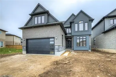 1273 JOURNEY, London North, ON, N6B 1R1