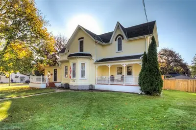 206 Sydenham Street E, Aylmer, On N5h 1l7