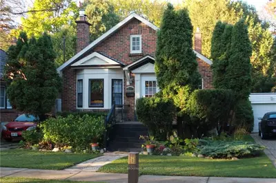 961 Harrison Avenue, London East, ON N5Y 2T8