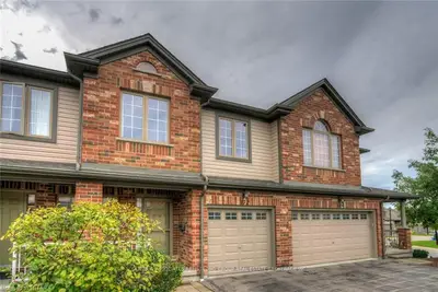 600 HYDE PARK Road 177, London North, ON N6H 5W8