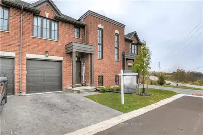 555 SUNNINGDALE Road E 48, London North, ON N5X 4B3
