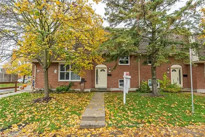 92 STROUD Crescent 6, London South, ON N6E 1Y8