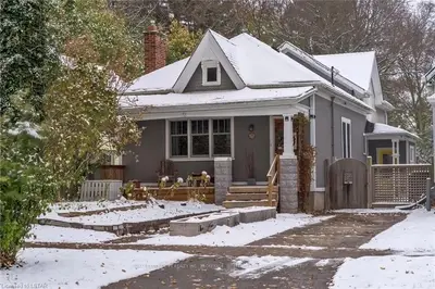 964 COLBORNE Street, London East, ON N6A 4A6