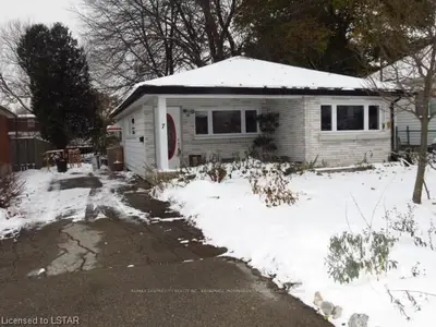 7 Boullee Street, London East, ON N5Y 1T5