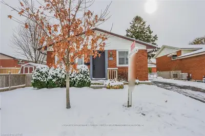 253 ADMIRAL Drive, London East, ON N5V 1H9