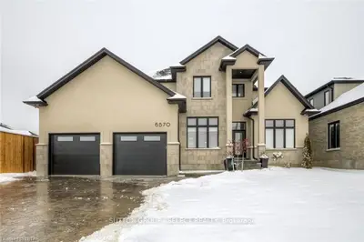 6570 CROWN GRANT Road, London South, ON N6G 5G7