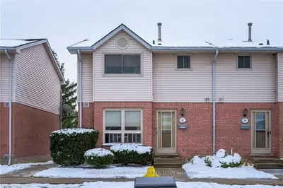 89 HIGHVIEW Avenue E 21, London South, ON N6C 5V7