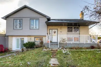 1 ALAYNE Crescent, London South, ON N6E 2A2