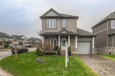 31 ABBOTT Street, Strathroy-Caradoc, ON N7G 0B6