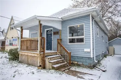 1187 OXFORD Street E, London East, ON N5Y 3M2