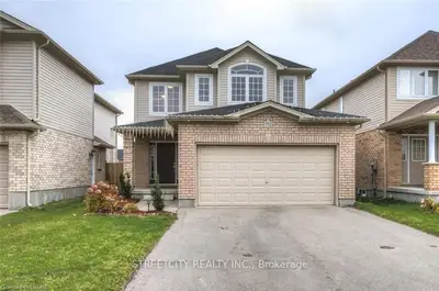 1912 SEDGEFIELD Row, London North, ON N6G 0P9