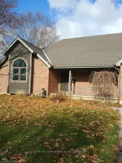 169 Wilson Avenue, Tillsonburg, On N4g 4z5