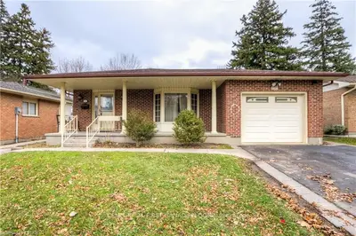 220 CONCORD Road N, London North, ON N6G 3H8