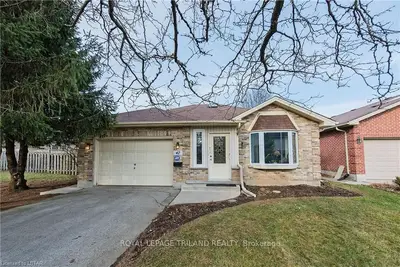 47 ADRIANS Way, London East, ON N5V 4G1