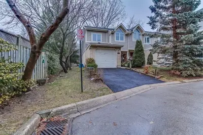 9 AILSA Place N 47, London South, ON N5Z 4Z6