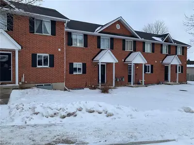 190 FLEMING Drive 8, London East, ON N5V 5B8