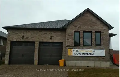 321 Fairway Road, Woodstock, On N4t 0c9