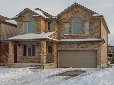 130 TANOAK Drive, London North, ON N6G 5R3