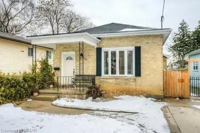 133 Oxford Street, Strathroy-Caradoc, ON N7G 3A6