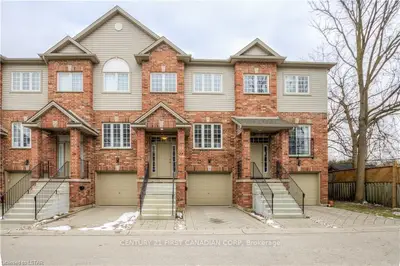624 WILLIAM Street 27, London East, ON N6B 3G2
