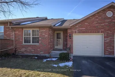 80 CENTRE Street 38, London South, ON N6J 1T5
