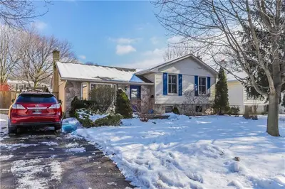 175 MERIDENE Crescent W, London North, ON N5X 1G3